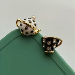 Kate Spade teapot & teacup stud earrings
brand new